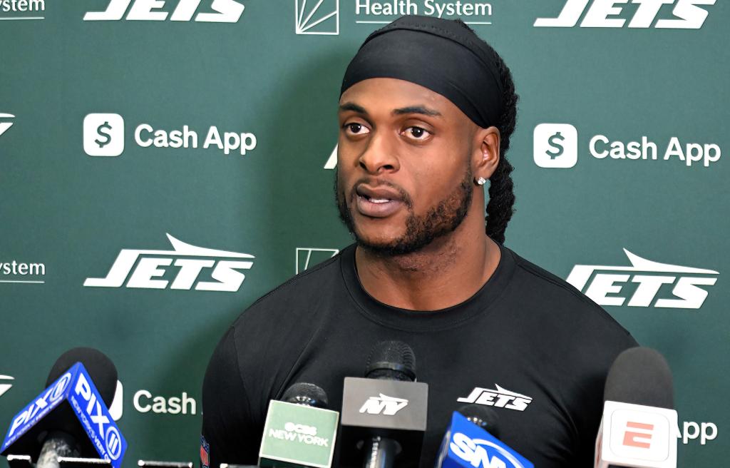 Davante Adams는 Jets 임대가 될 의도가 없습니다.