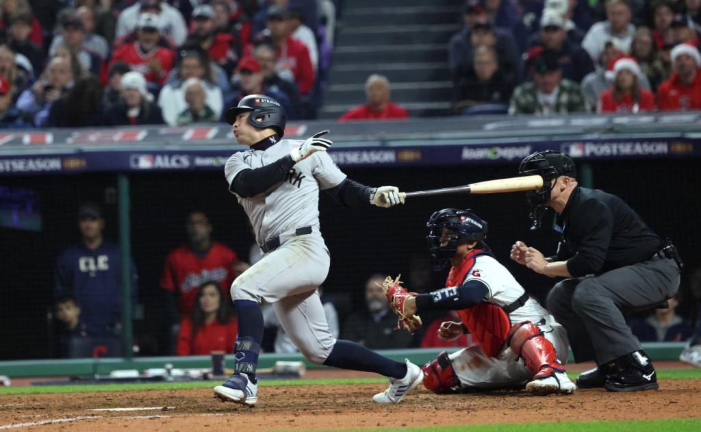 앤서니 볼프는 양키스가 필요할 때 바로 '불을 붙인다'