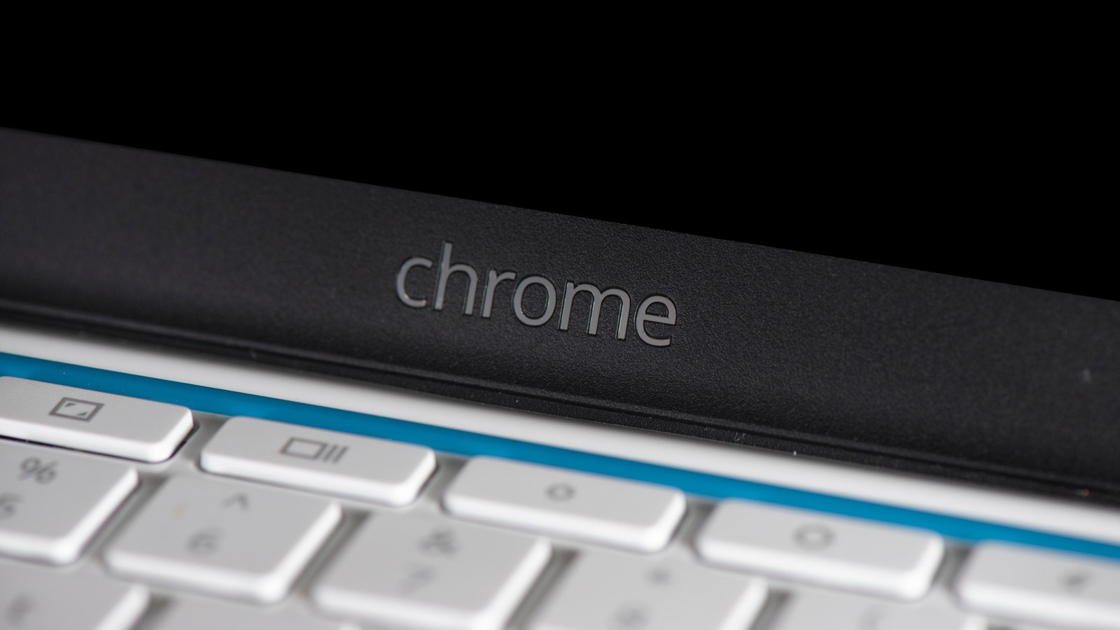 Chromebook에서 '저전력 충전기 연결됨'은 무엇을 의미하나요?