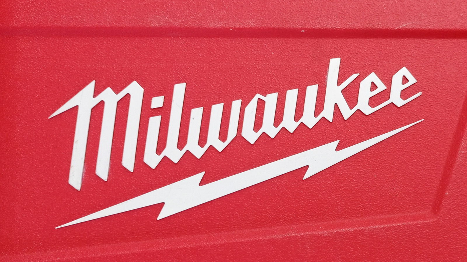 Milwaukee의 9도구 콤보 키트에는 무엇이 포함되어 있으며 좋은 거래인가요?
