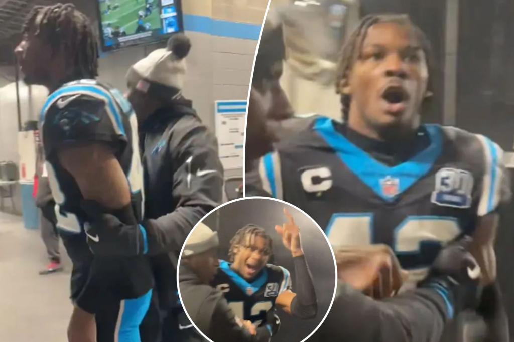 Panthers의 Sam Franklin Jr.가 Bucs 라커룸으로 돌진하는 것을 제지했습니다.