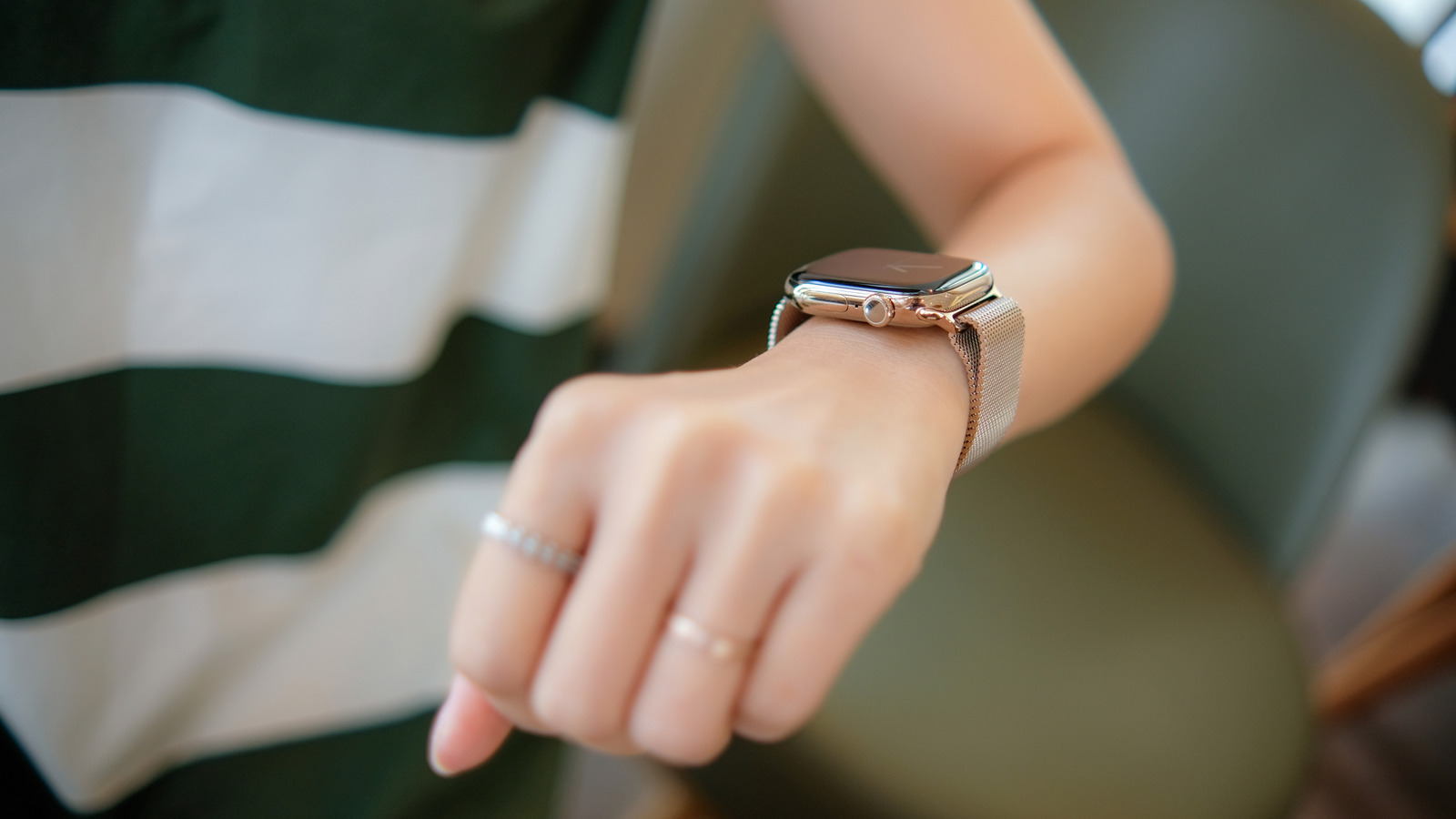 Apple Watch를 사용하여 단계를 추적하는 방법