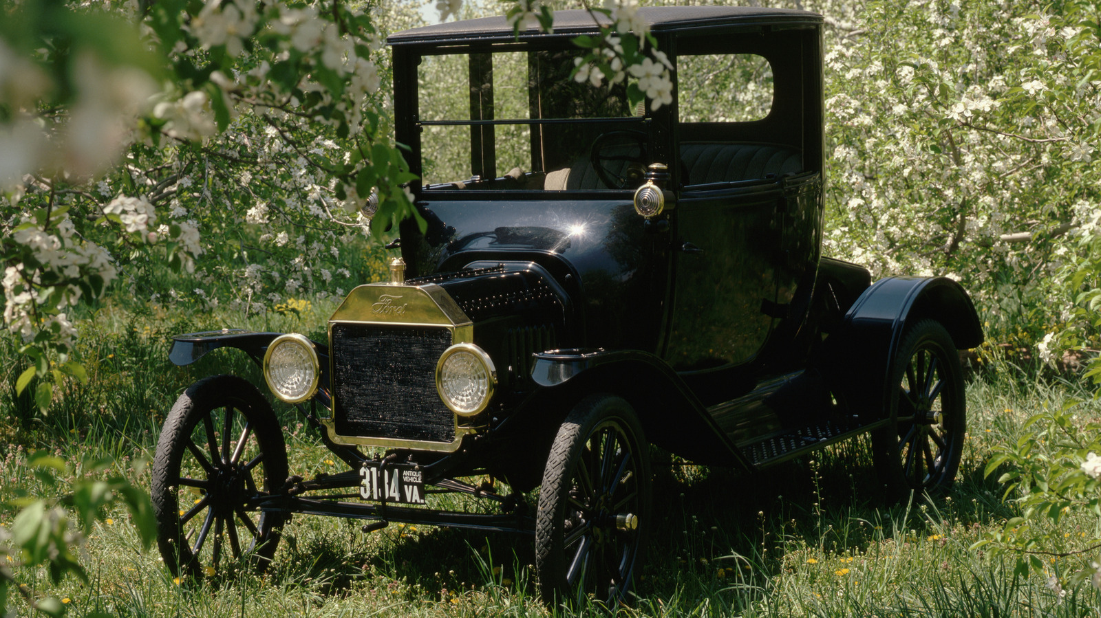 Ford Model T가 'Tin Lizzie'라는 별명을 얻은 방법