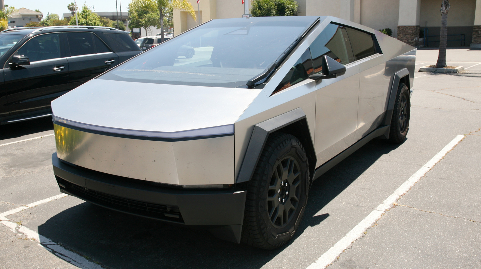 Tesla가 2024년에 발표한 모든 사이버트럭 리콜