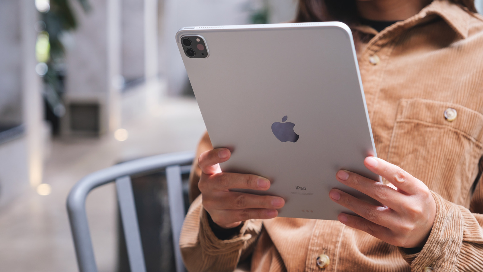 2024년에 구입할 수 있는 가장 유용한 iPad 액세서리 10가지