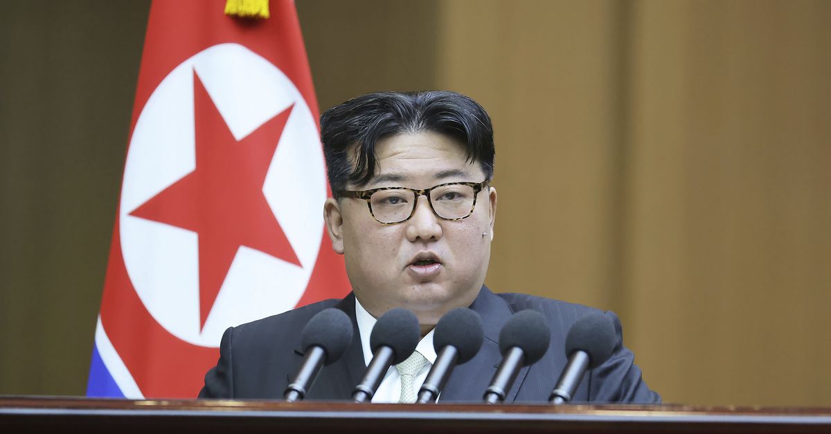 북한은 경쟁국의 해군 훈련에 대응하여 수중 핵공격 드론을 시험했다고 밝혔습니다.