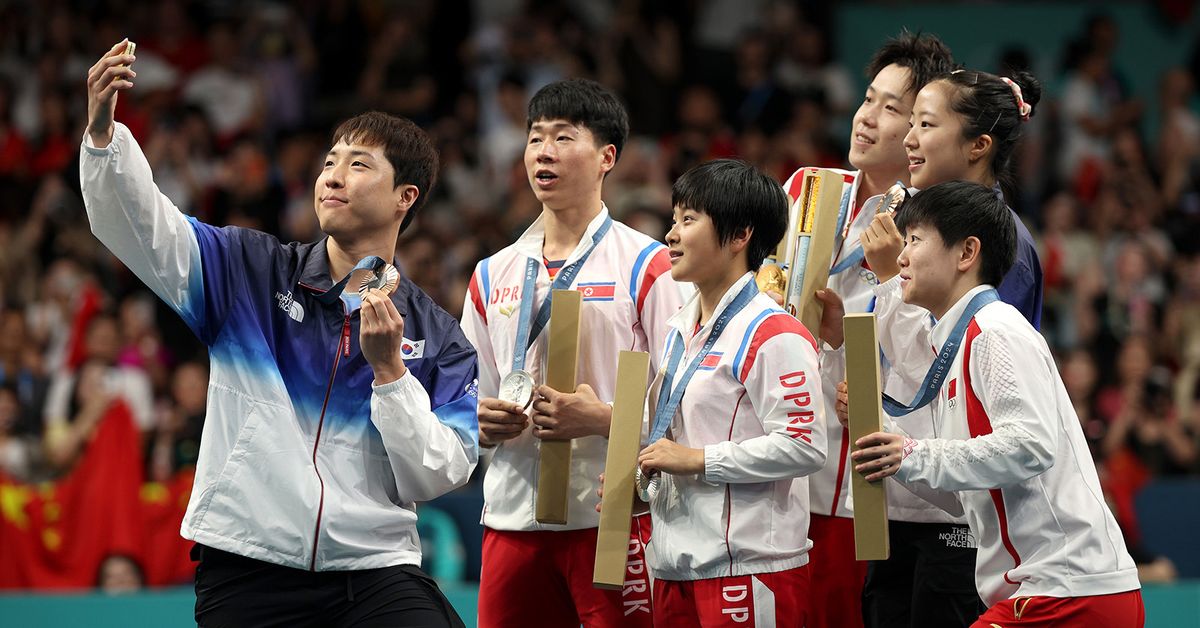 올림픽 선수들에게 삼성 스마트폰 지급, 대북제재 위반 가능성