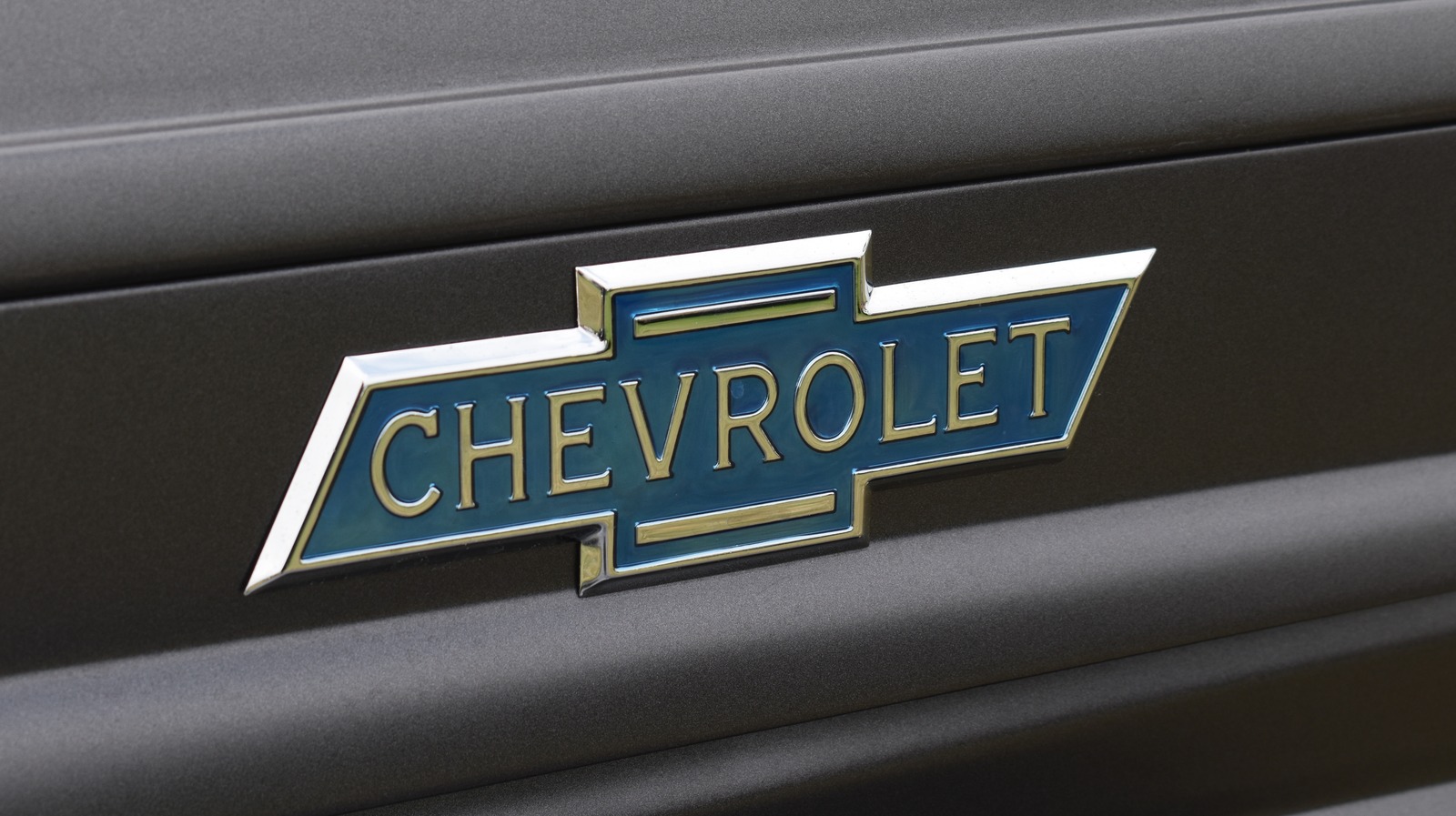 Chevrolet의 소유자는 누구이며, 그 소유 기간은 얼마나 됩니까?