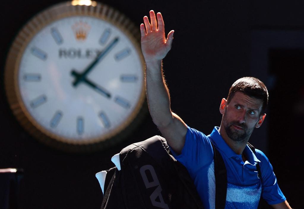 Novak Djokovic은 다리 부상으로 호주 오픈에서 철수합니다