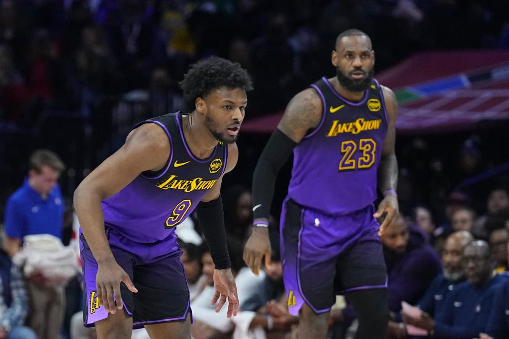 ESPN의 편리한 Bronny James About-Face는 네트워크가 두 가지 방법을 갖추려고 노력합니다.