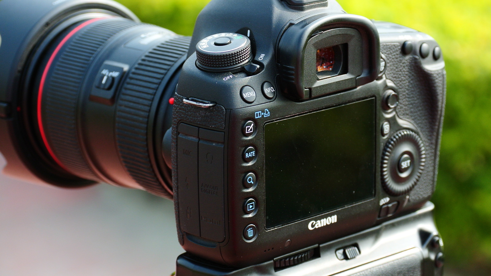 중고 구매하기에 가장 좋은 DSLR 카메라 6 개