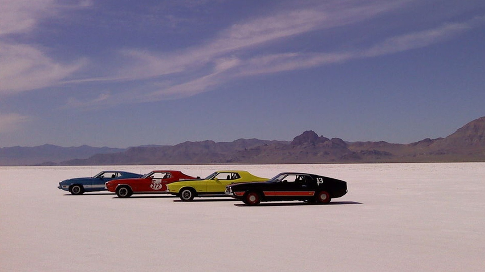 Bonneville Salt Flats는 당신이 들어 본 적이없는 가장 미친 경주입니다.