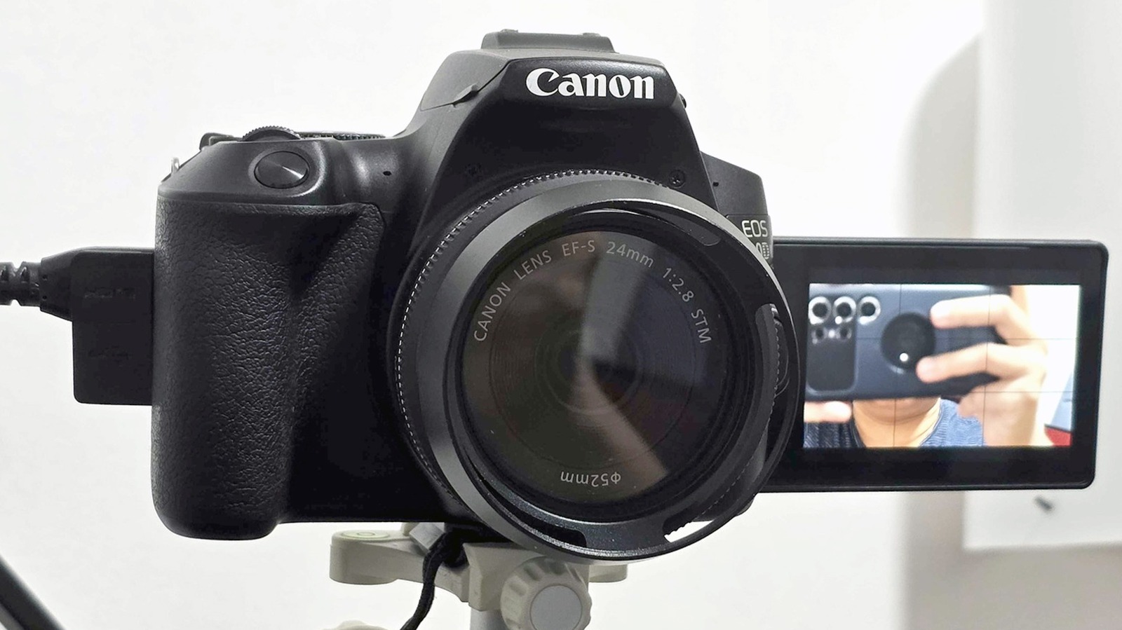 DSLR 카메라는 스트리밍에 적합하며 웹캠으로 어떻게 사용할 수 있습니까?