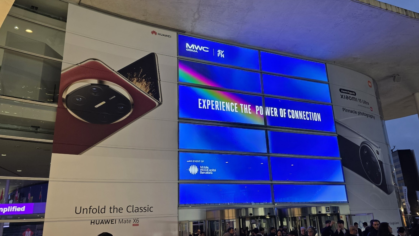 MWC 2025 Day 1 Roundup :이 파티를 시작합시다!
