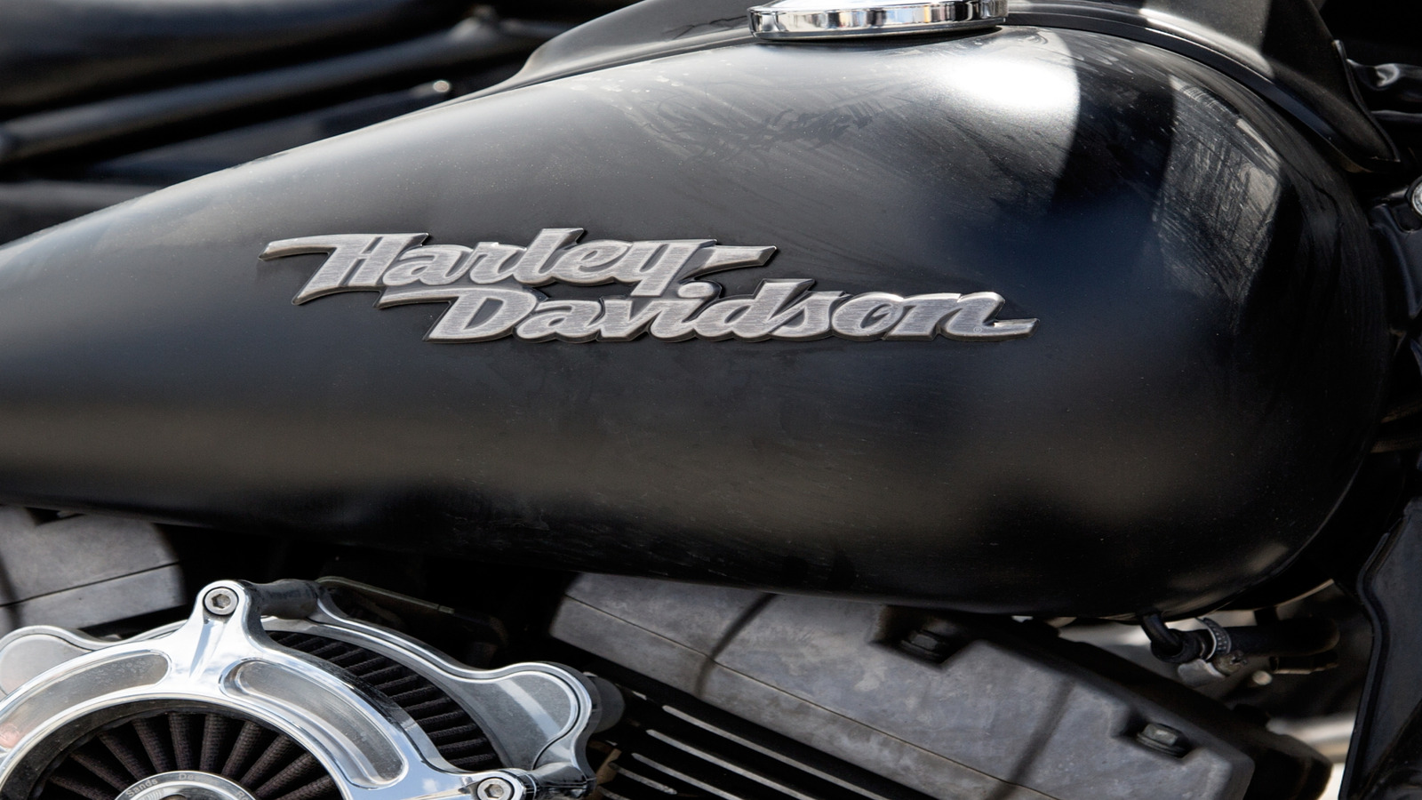 Harley-Davidson 오토바이를위한 최고의 배터리 4 개 (라이더에 따르면)