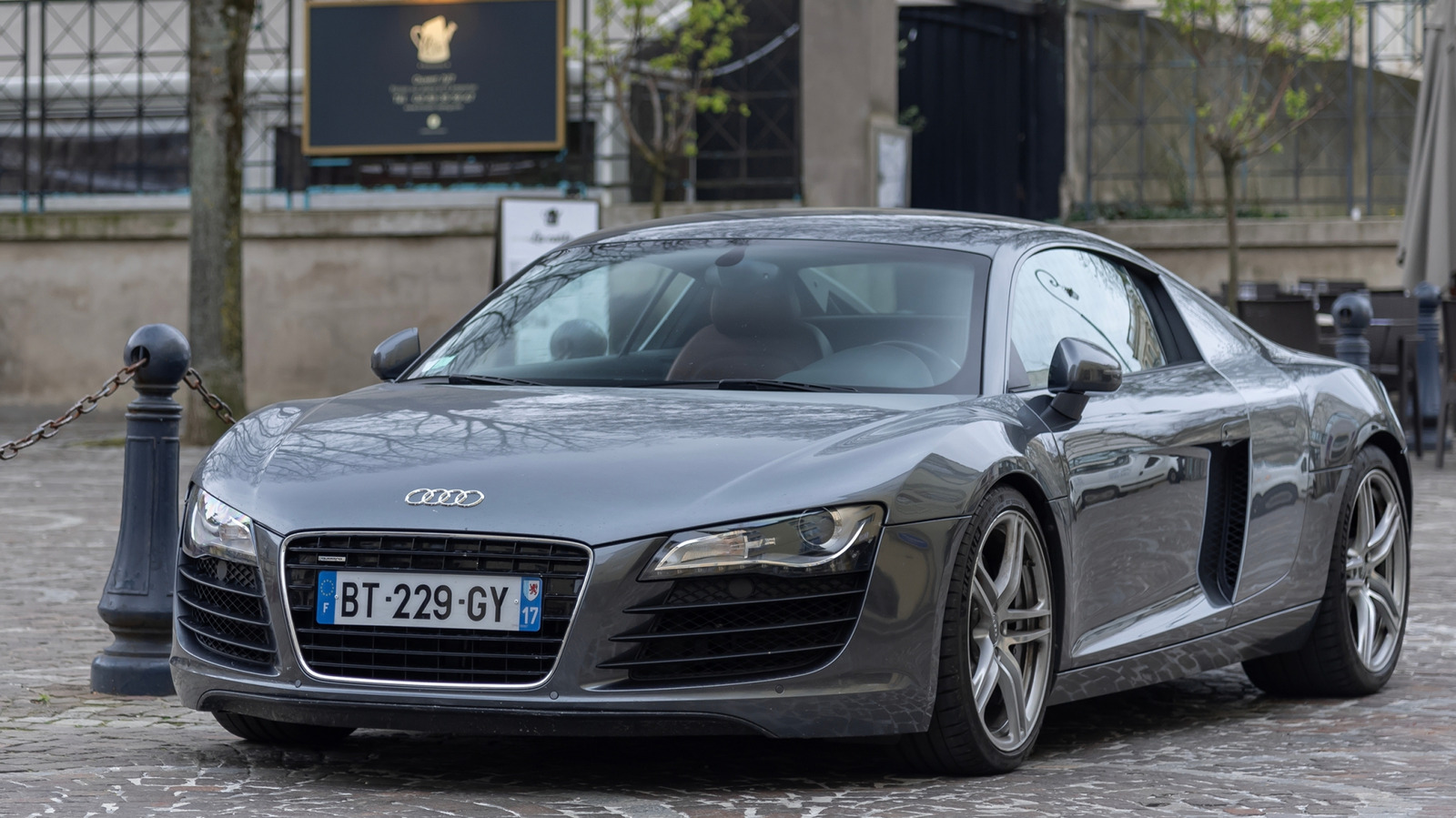 AWD를 가진 첫 번째 자동차는 무엇이며 누가 만들었습니까?