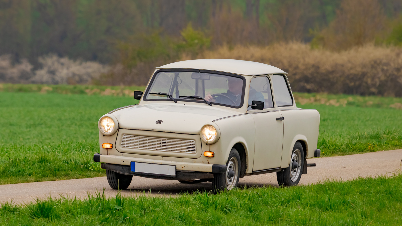 자동차 역사상 최악의 인테리어 중 8 개