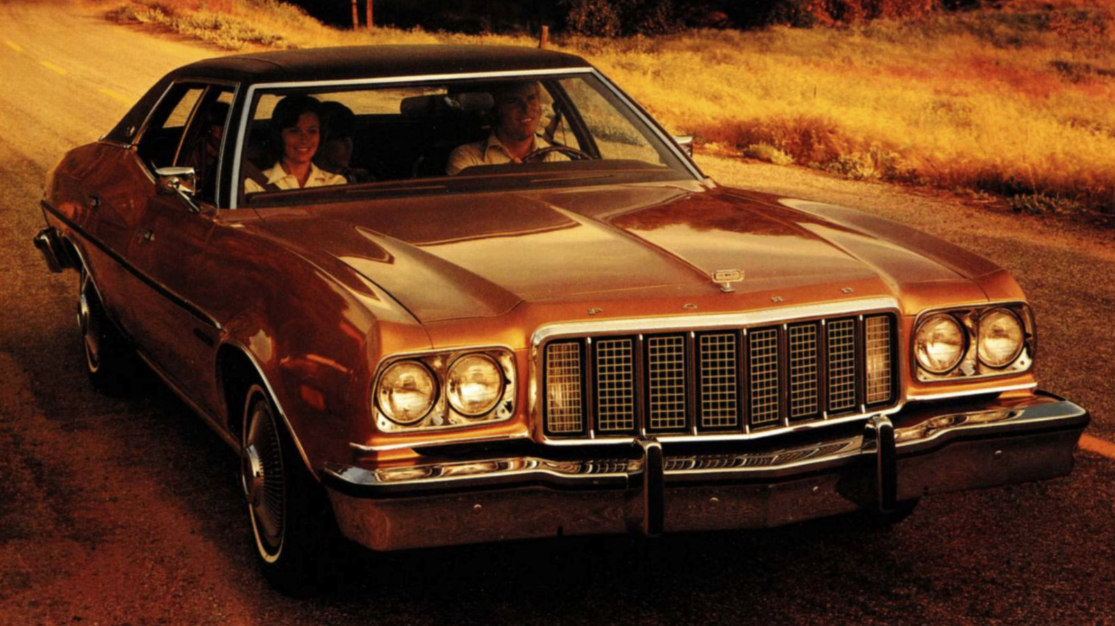 포드가 그란 토리노를 중단 한 이유는 무엇입니까?