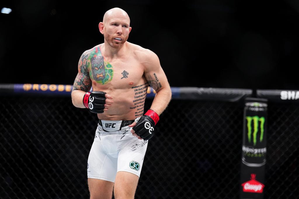 Josh Emmett-Lerone Murphy의 전체 카드 선택
