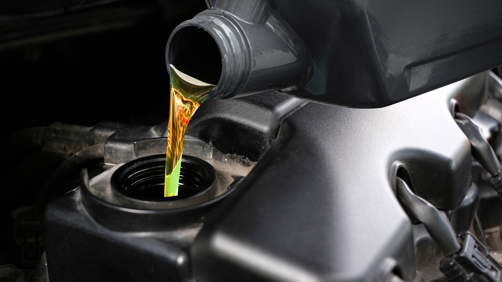 미국에서 제조 된 5 개의 모터 오일 브랜드