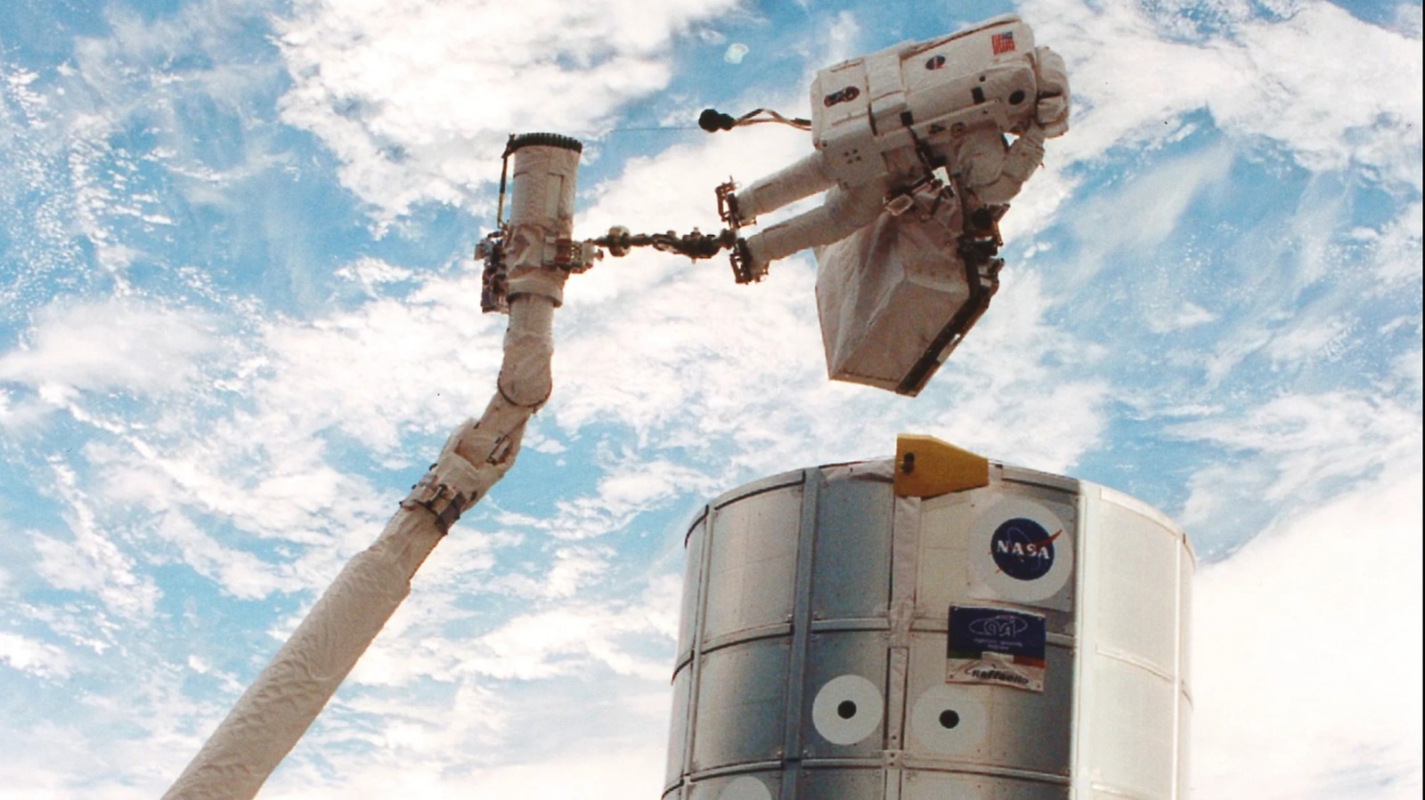 국제 우주 정거장은 어떻게 지어 졌습니까? (그리고 얼마나 걸렸습니까?)