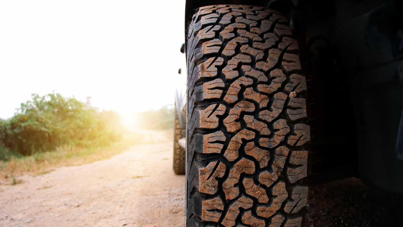 타이어가 갈색으로 변하면 아마도