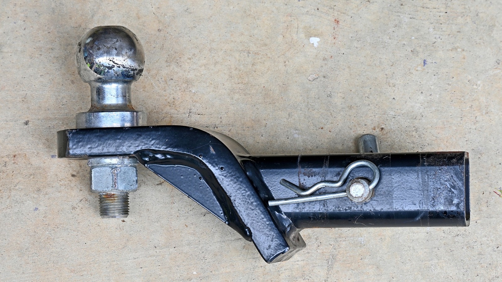 견인 히치를 거꾸로 뒤집을 수 있습니까? (그리고 왜 필요한지)