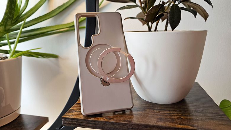 Torras Ostand 스핀 케이스