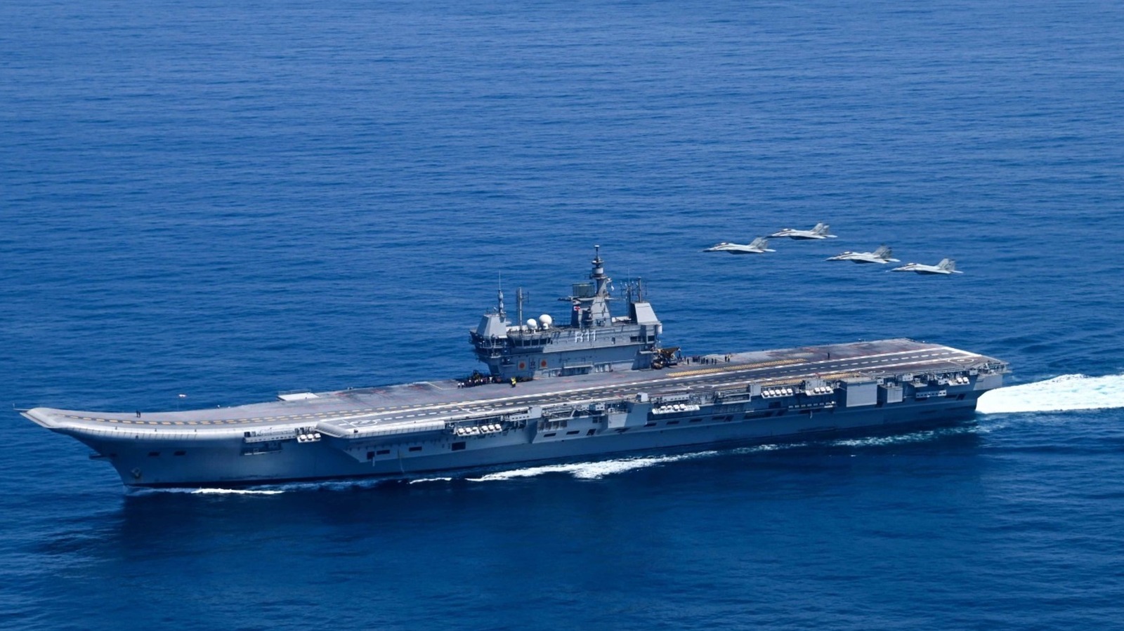 INS VIKRANT : 인도의 파괴적 (그리고 대규모) 항공 모함을 보는 것