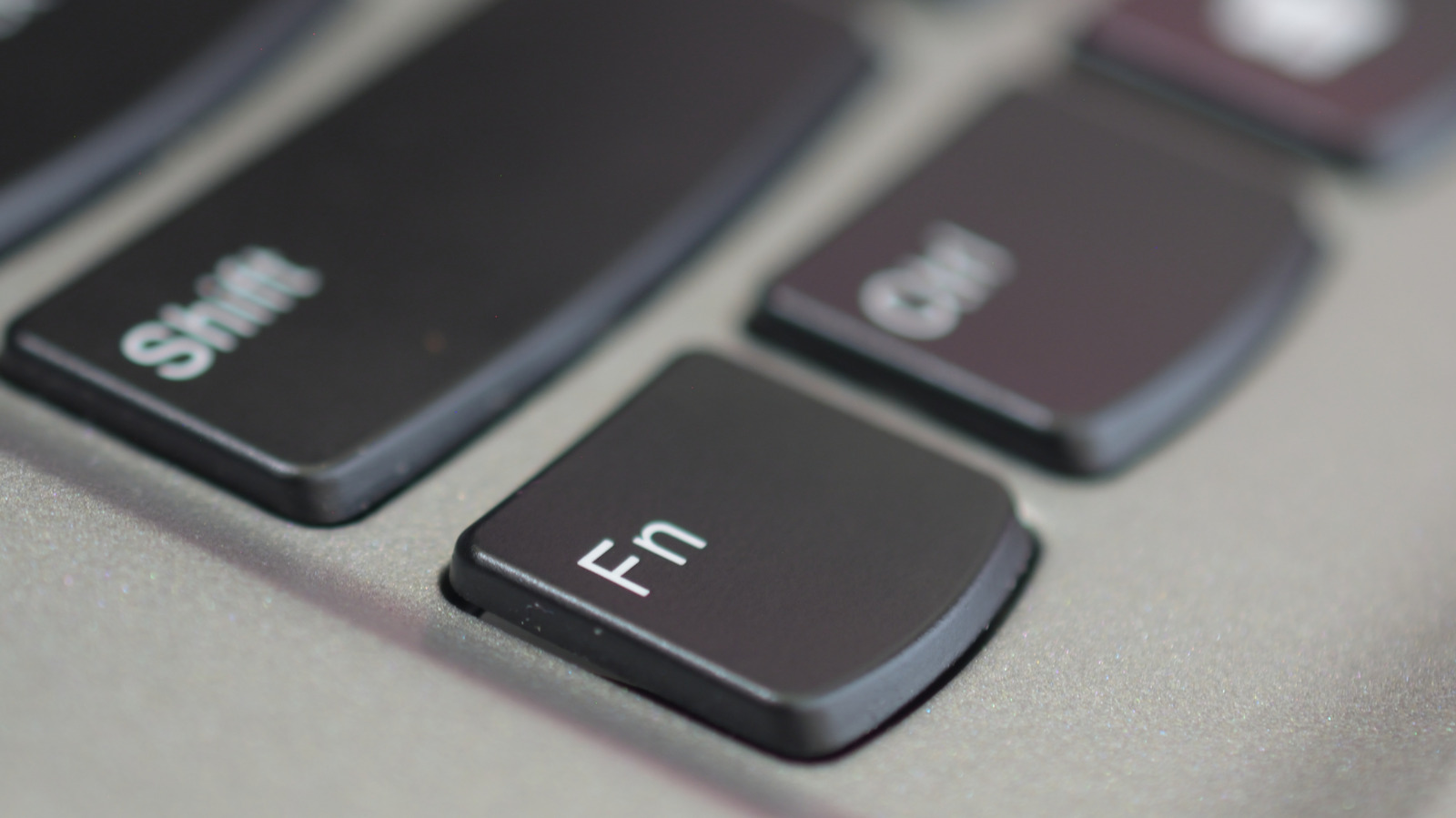 키보드의 FN 키는 무엇입니까? (그리고 Mac과 Windows간에 어떻게 다릅니 까?)