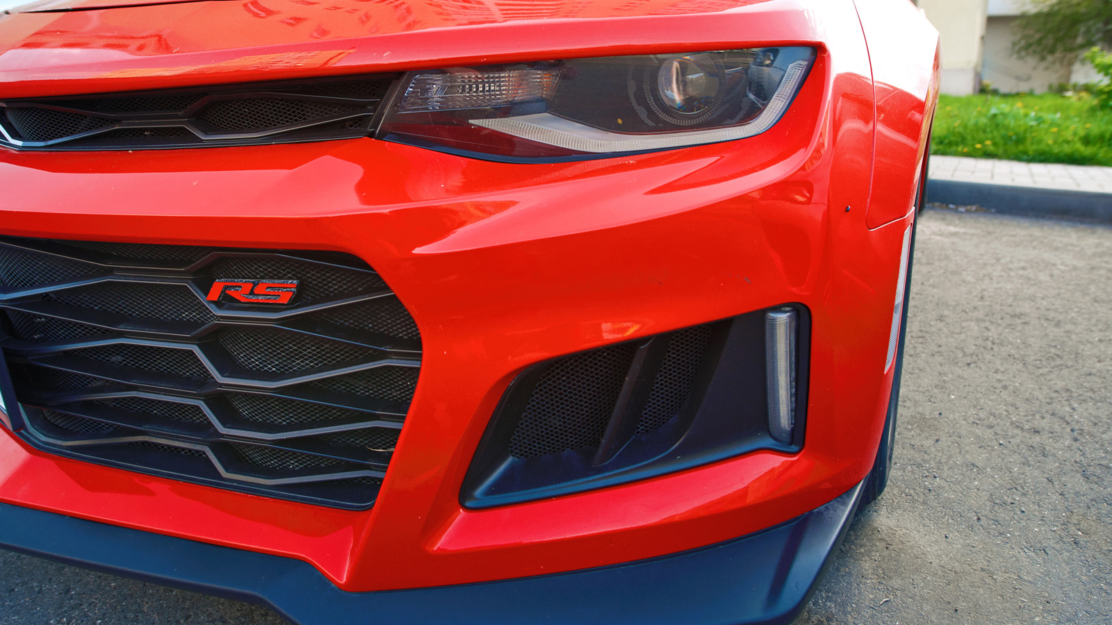 Chevy Camaro RS :이 두 글자는 무엇을 의미합니까?