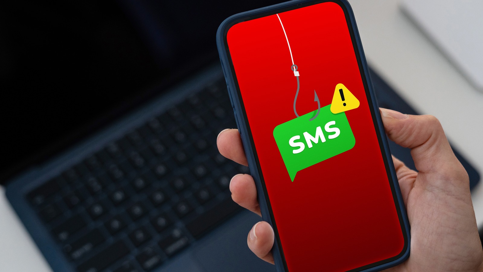 아마존 반품에 대한 의심스러운 텍스트를 받았습니까? 무슨 일이 일어나고 있는지 여기에 있습니다