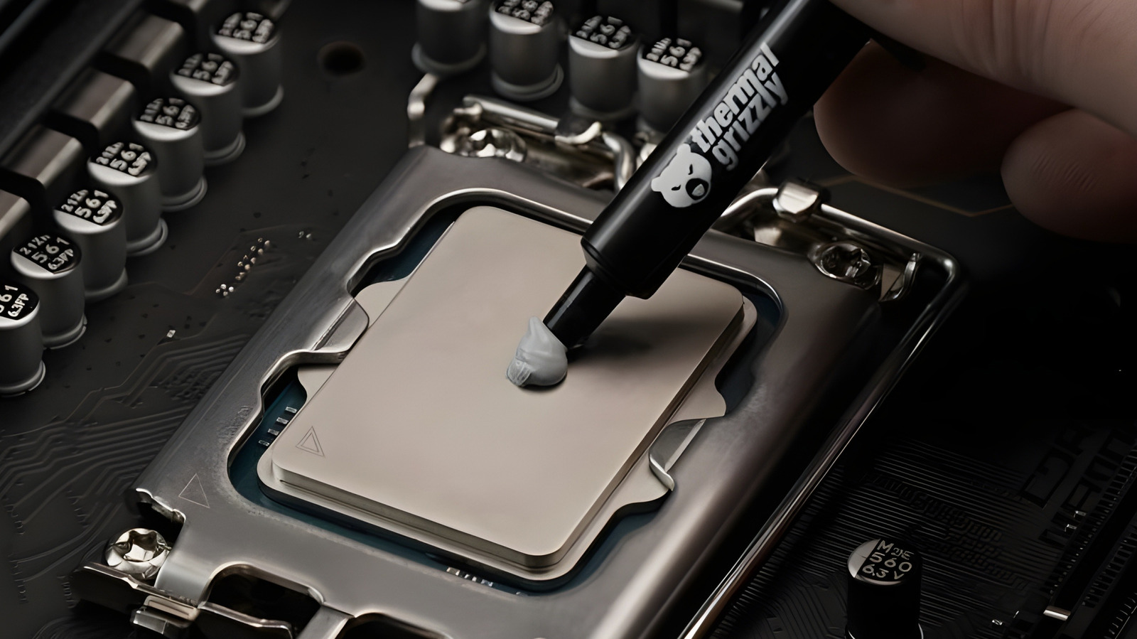 비싼 열 페이스트는 정말로 구매할 가치가 있습니까? PC 애호가의 말은 다음과 같습니다