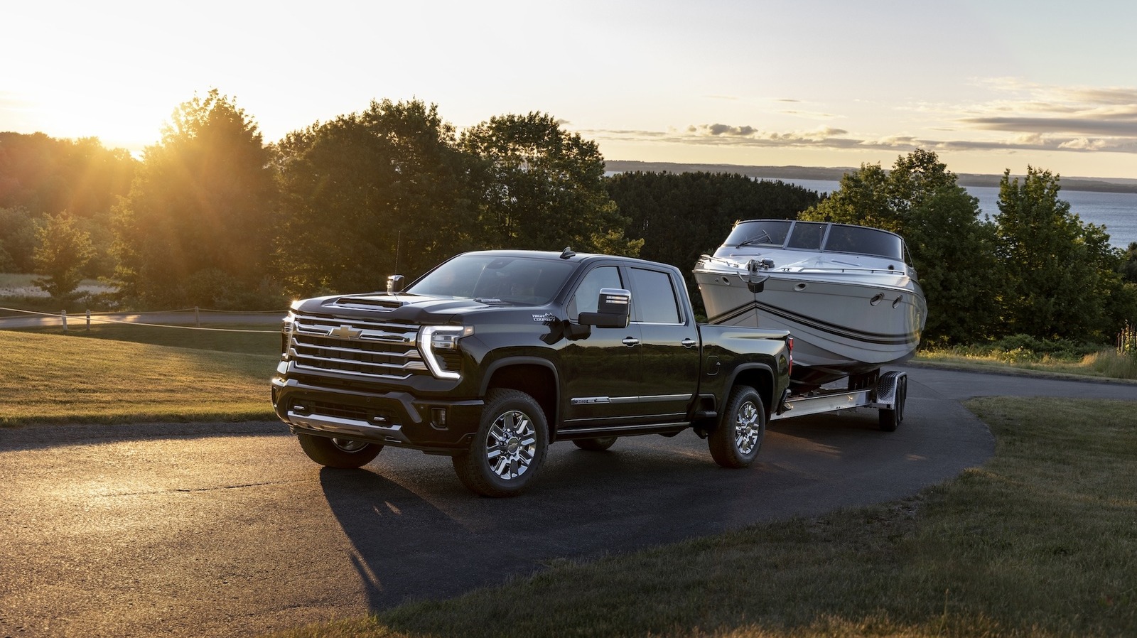 Chevy의 6.6L Duramax 디젤 : 엔진에 대해 알아야 할 모든 것