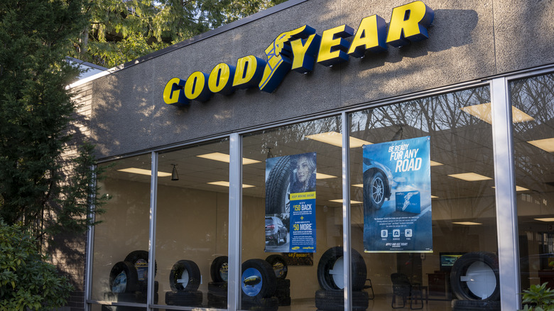 굿 이어 타이어 상점