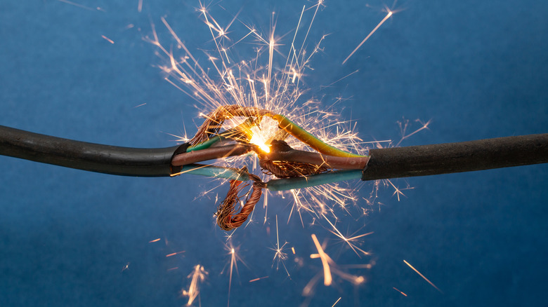 와이어의 스파크