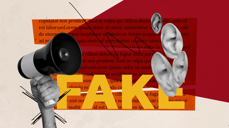 강조 표시된 텍스트와 라우드 스피커가 손에 든다