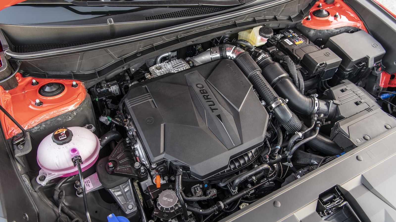 키아 엔진을 누가 만들고 현대 엔진과 동일합니까?