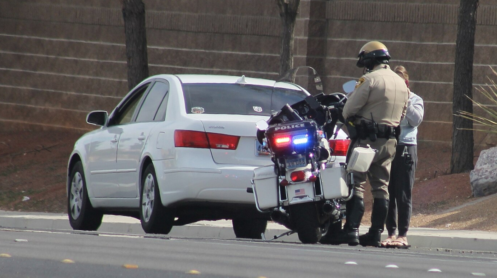 4 이상한 캘리포니아 교통법