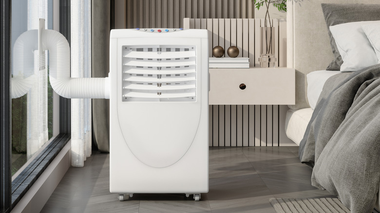 침실의 휴대용 에어컨