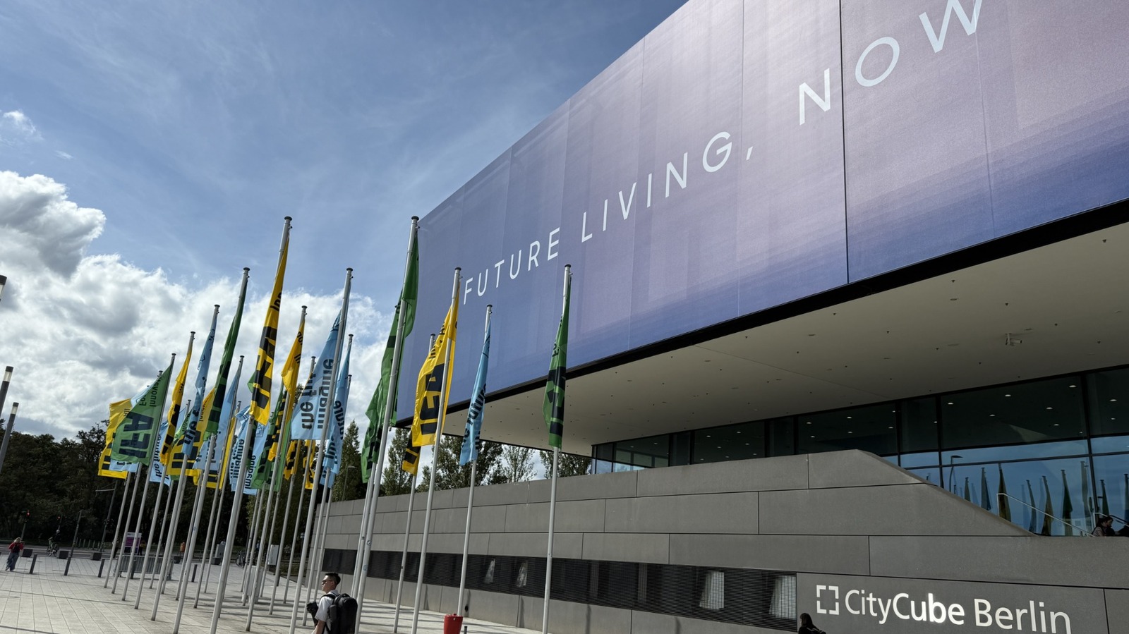 IFA 2025 Day One Round-Up : 하이테크 뱅으로 물건을 차기