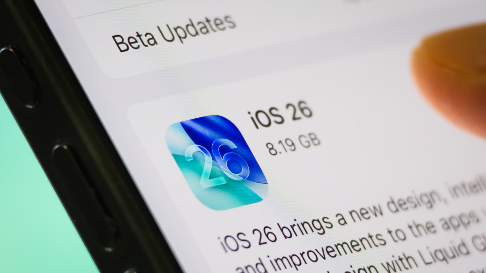 iOS 26의 팬이 아니십니까? 제거 할 수는 있지만 정확히 쉽지는 않습니다.
