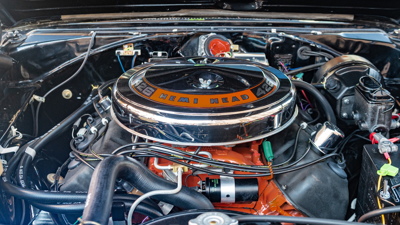 OHV VS. OHC :이 엔진 설계의 차이점은 무엇입니까?