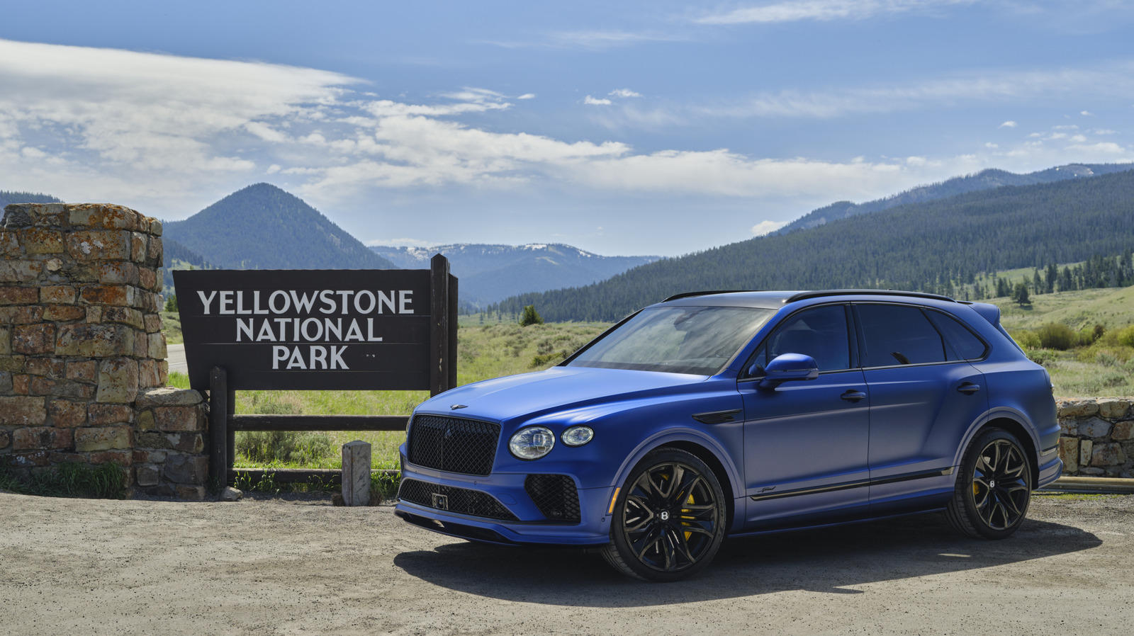 Bentley Bentayga로 얼마나 견인 할 수 있습니까?