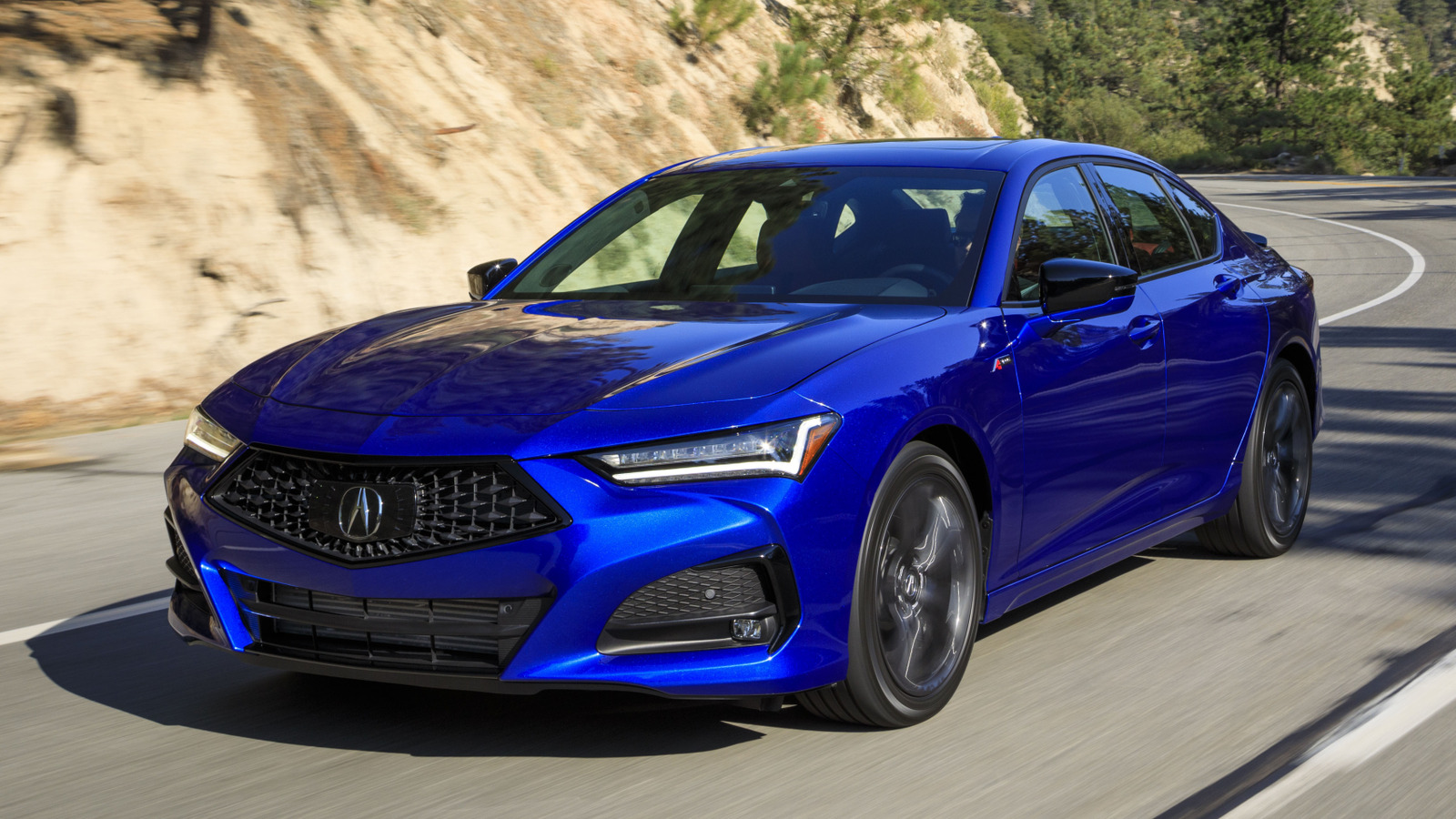 나중에 대규모 빛을 얻은 5 개의 못생긴 자동차 모델