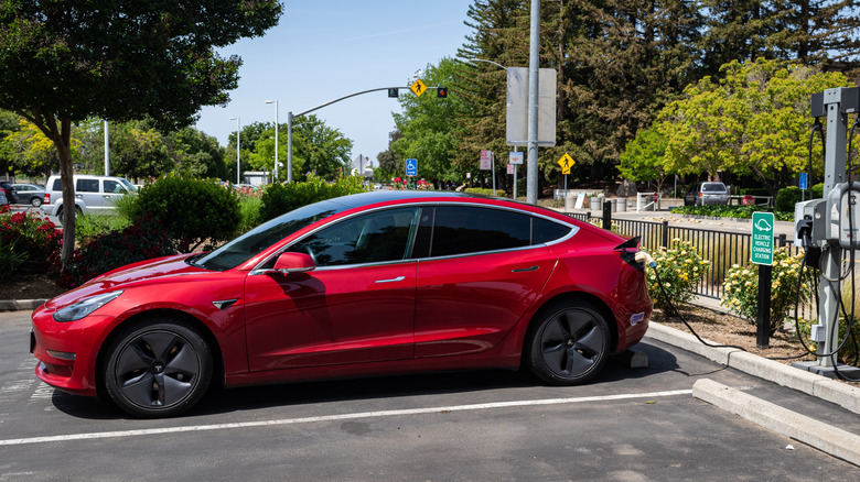 테슬라 모델 3 캘리포니아 충전