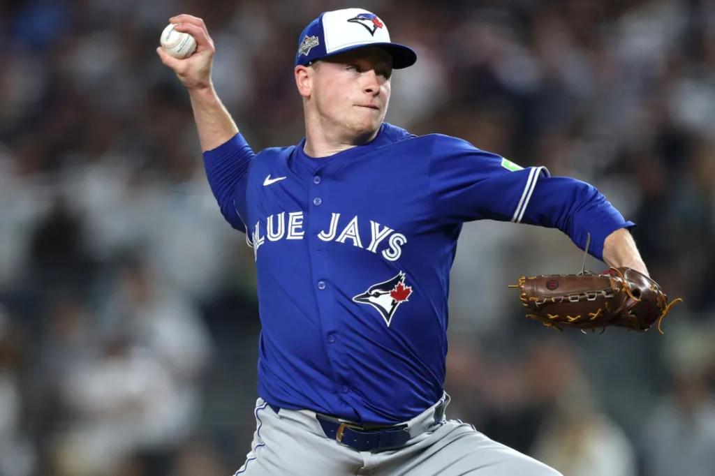 Blue Jays는 잠재적 양키스 이점에서 게임 4를 시작하기 위해 오프너로 전환