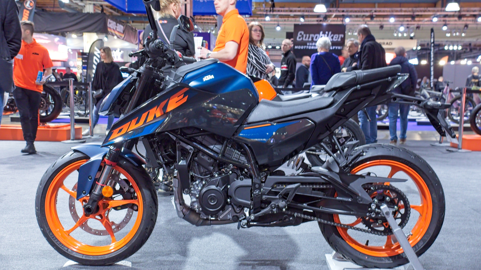 KTM 엔진은 누가 만들고 CFMoto와 동일합니까?