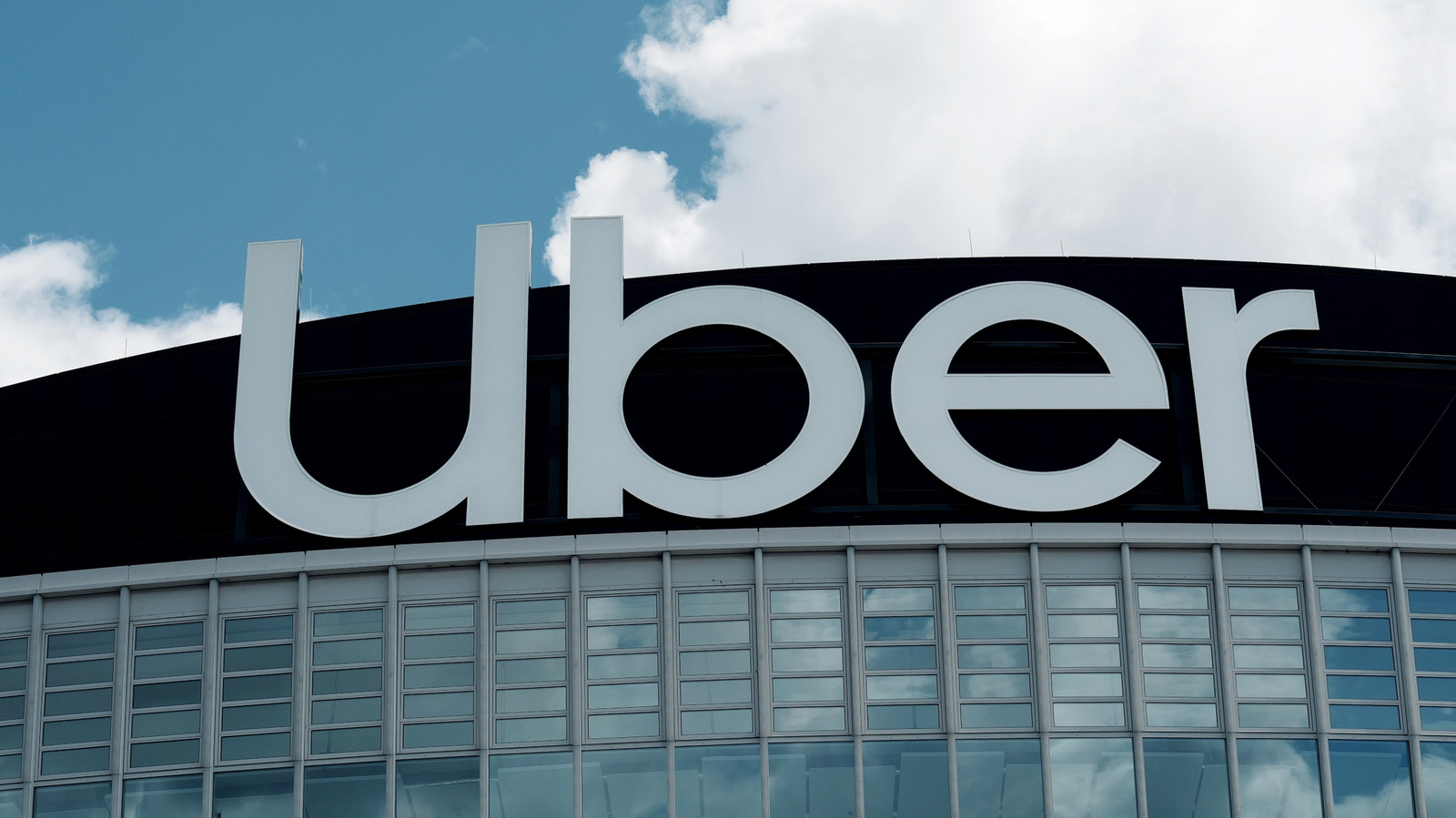 Uber는 운전자가 다음 탑승을 기다리는 동안 AI를 훈련시키기를 원합니다.