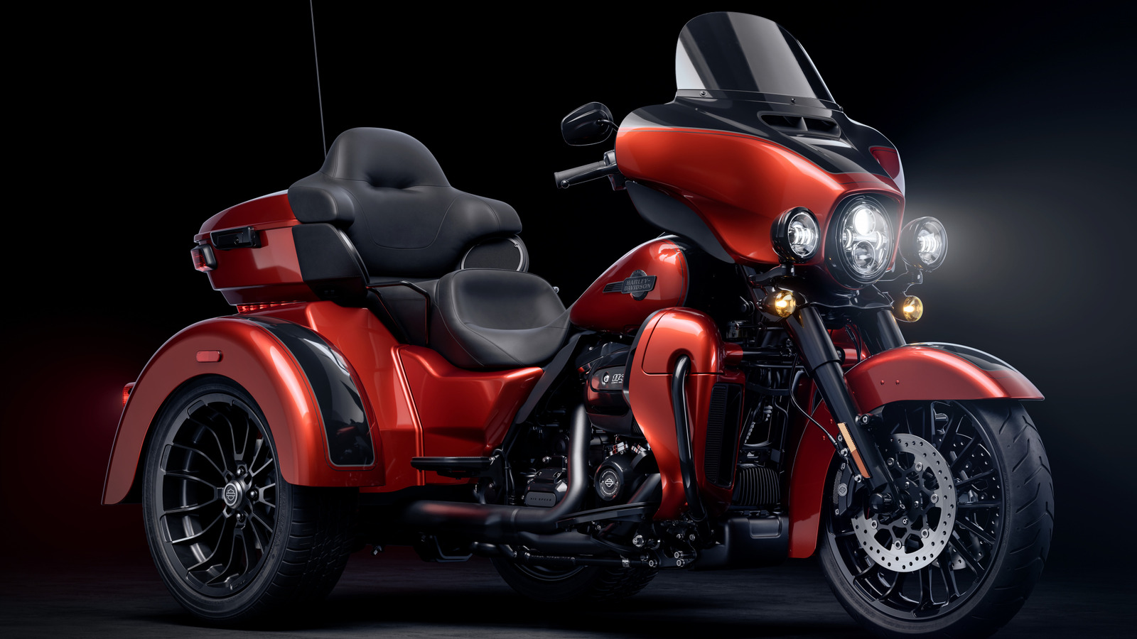 Harley-Davidson Tri Glide Ultra: 가격은 얼마이며 어떤 엔진이 탑재되어 있나요?
